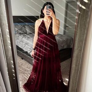 Windsor Deep Red Backless Gown